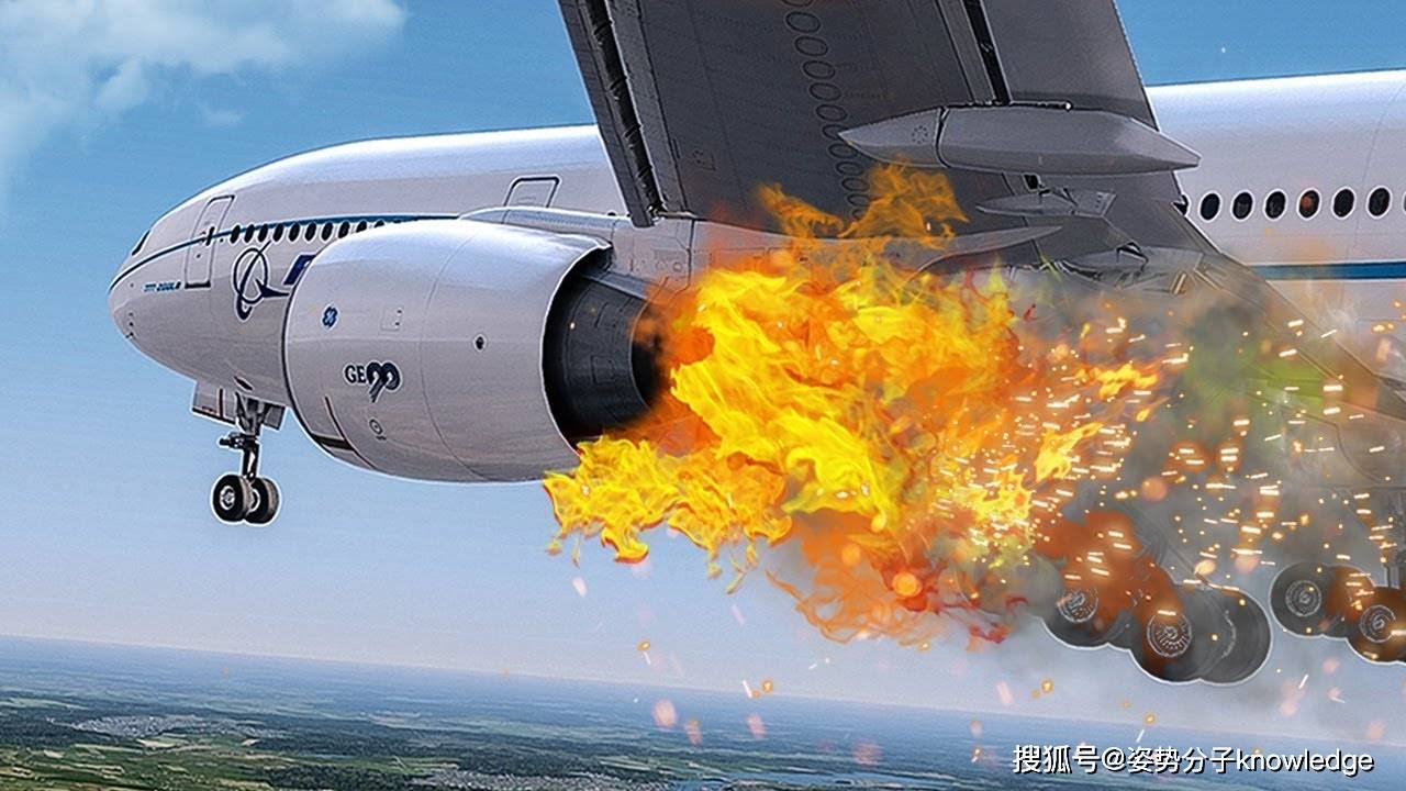 着火的飞机图片图片
