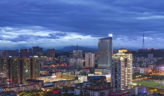 宜昌全国增速第一:宜都市突破八百亿,6个县市区突破三百亿_夷陵区