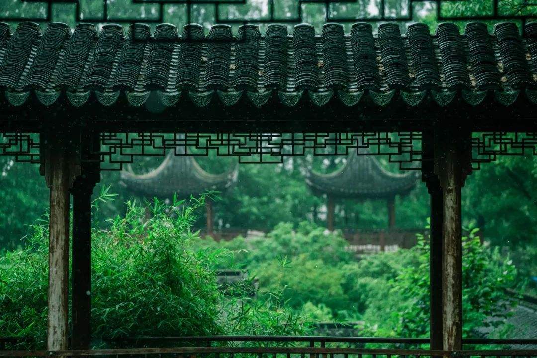 没有人希望杭州和丽江不下雨 一到雨天 景色就令人沉醉 出发 地方 雨景
