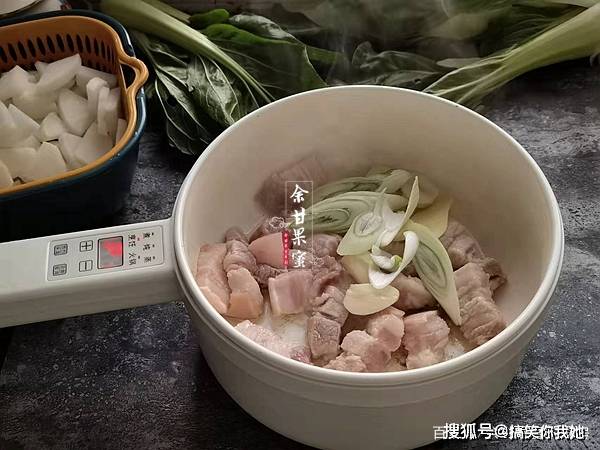 原創入冬後常備這蔬菜用它燉肉時多加這食物可完美了鮮而不膩