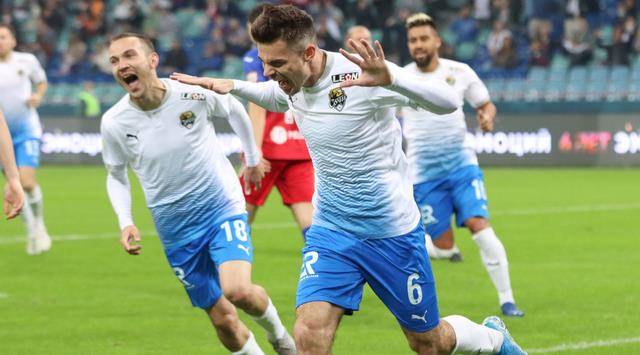 俄超29轮前瞻索契这么年轻就能拿亚军莫斯科迪纳摩已无负担