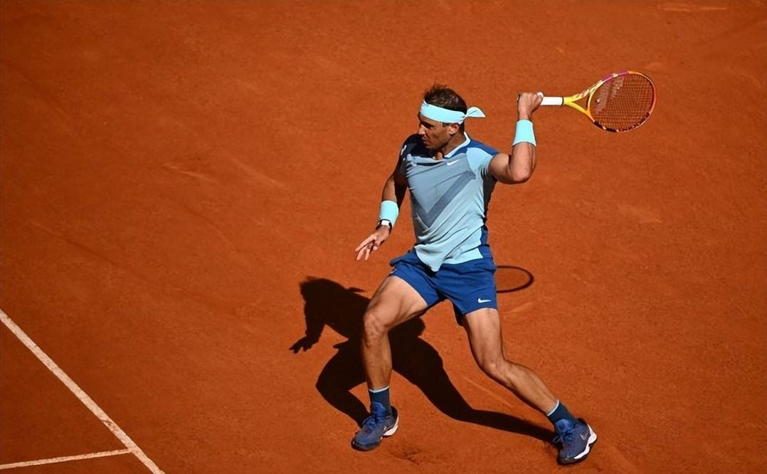 罗马大师赛爆大冷纳达尔苦战遭逆转无缘八强法网前景堪忧