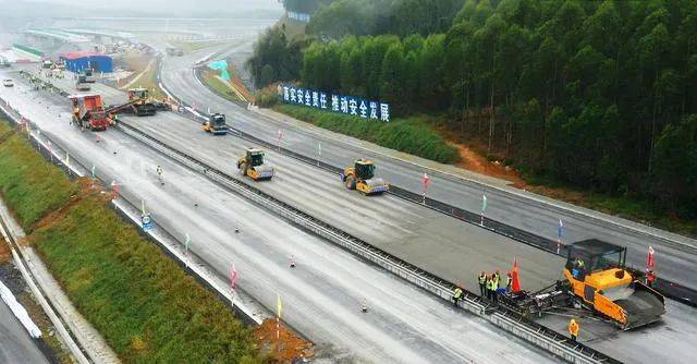 【中交創聯·交小哇】路面結構層連續鋪築施工技術研究_基層_設計