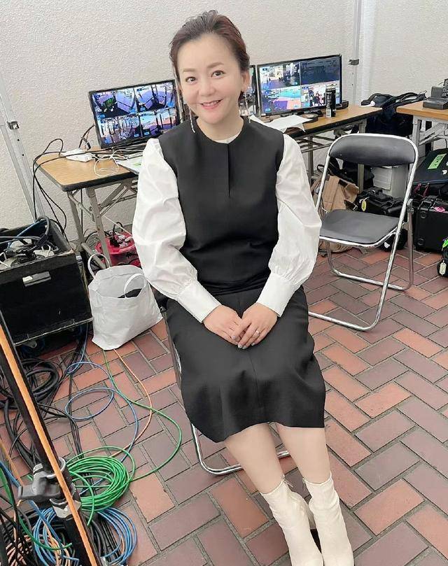 45歲女星未婚生子再遭騙,新婚丈夫隱瞞婚史家暴史還有3個孩子_華原朋