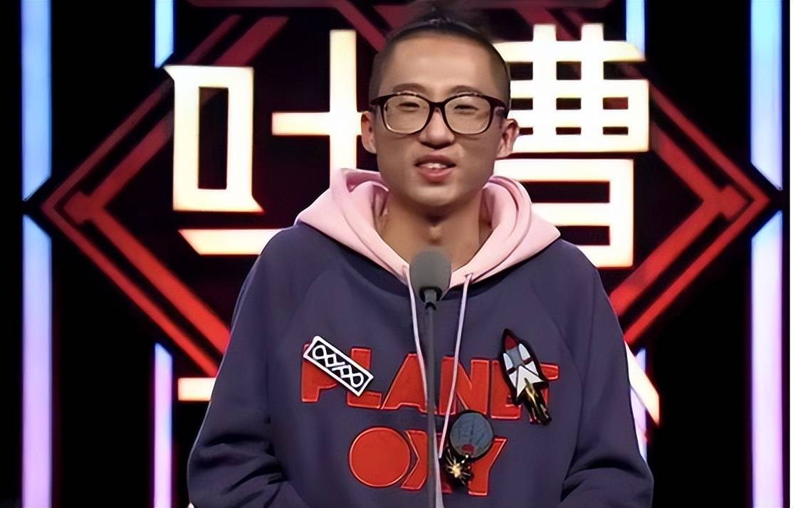 但是由于跟笑果发生了一些摩擦,池子退出了《脱口秀大会》,后来更是传