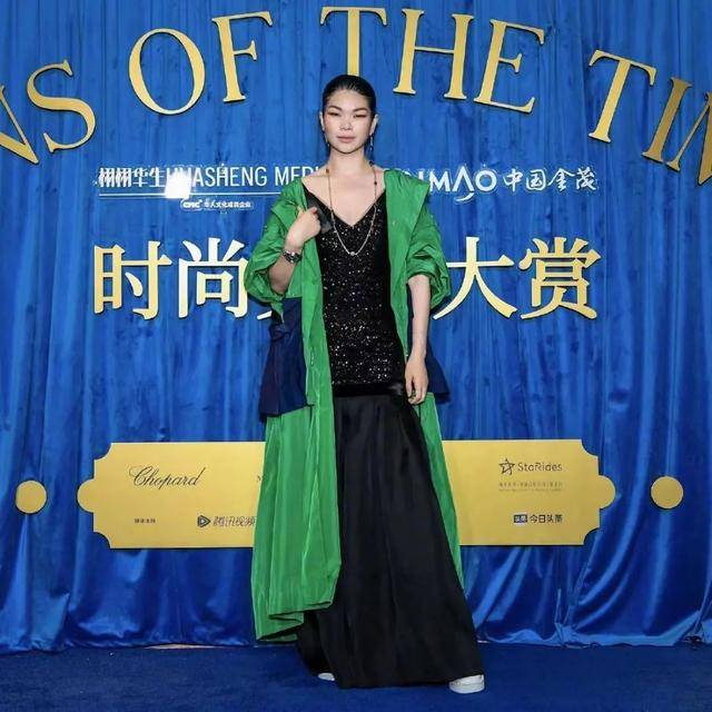 有人说,她才是中国第一位走向国际的超模_吕燕_策划_时代