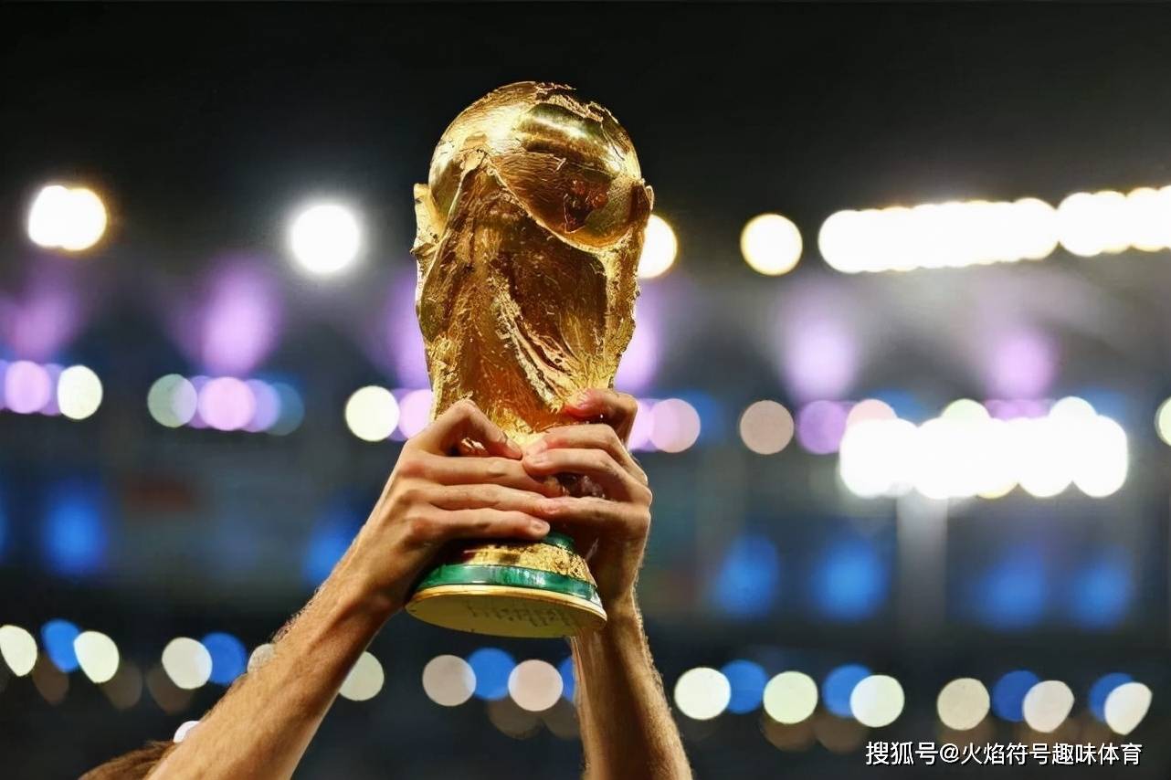 原创《模拟历史最佳阵容世界杯》第三战：中国VS葡萄牙