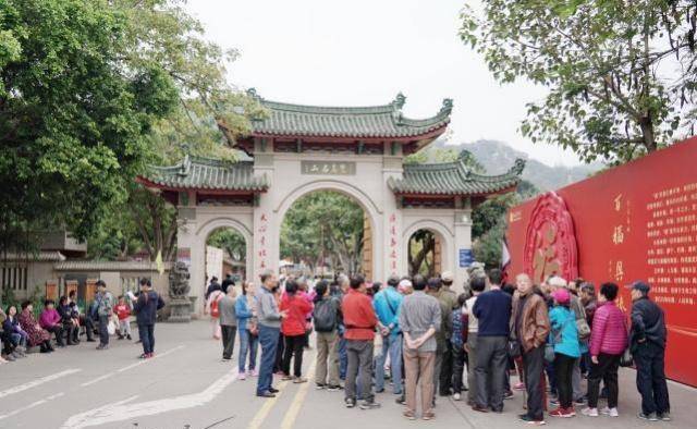 厦门“最美”寺庙，紧邻厦门大学，门票、上香都免费，游客：良心