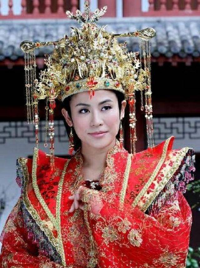 原创王宝钏独守寒窑十八年换来十八天皇后她死后丈夫长舒一口气