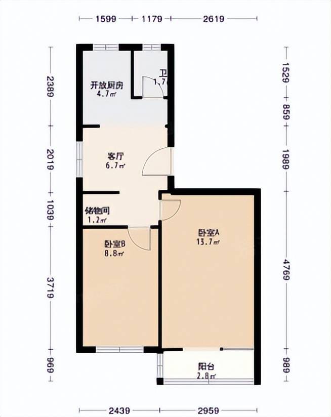 93平方米,戶型為兩室一廳一廚一衛一陽臺,南北朝向,簡裝,所在樓層為第