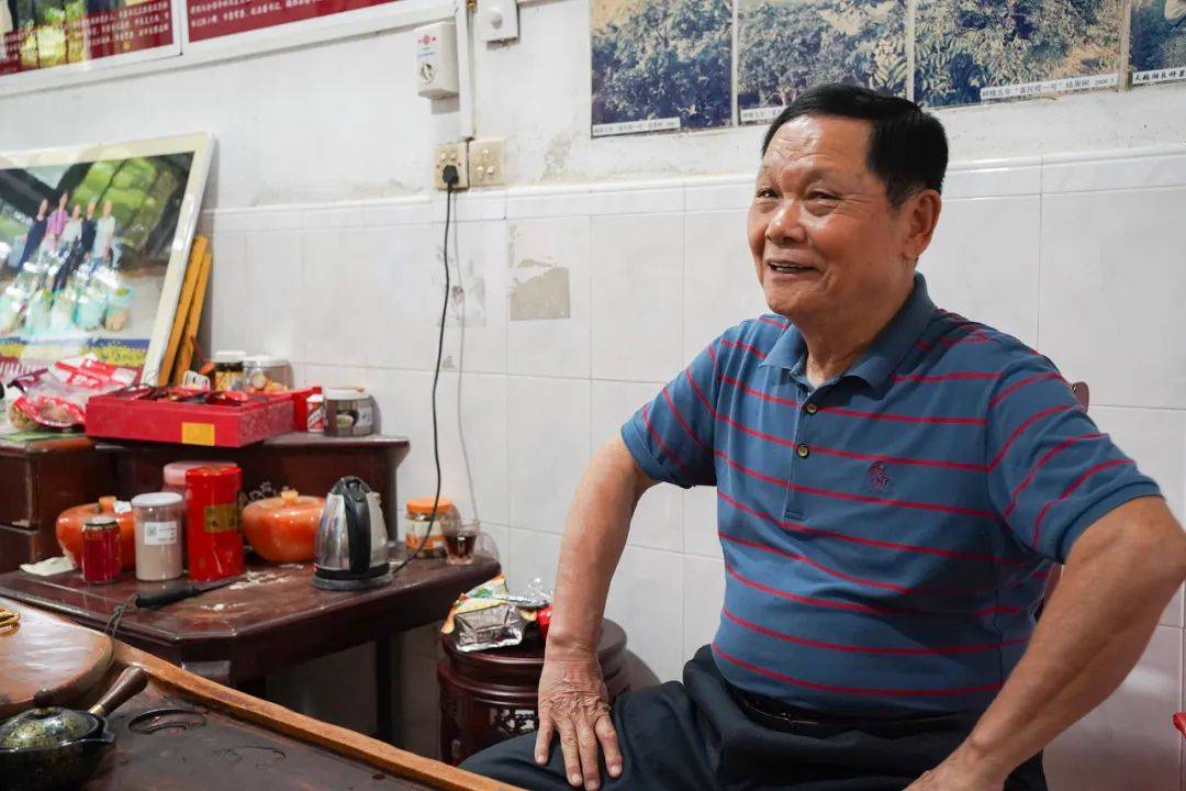 在广东省揭阳市揭西县灰寨镇马路村我也遇到了一位神奇的老人,初见