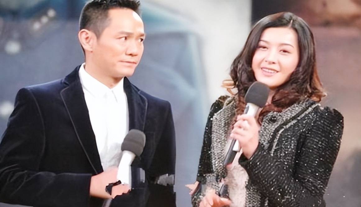 果靖霖:对父母孝顺,对妻子忠诚,佟欣离世13年,他坚持