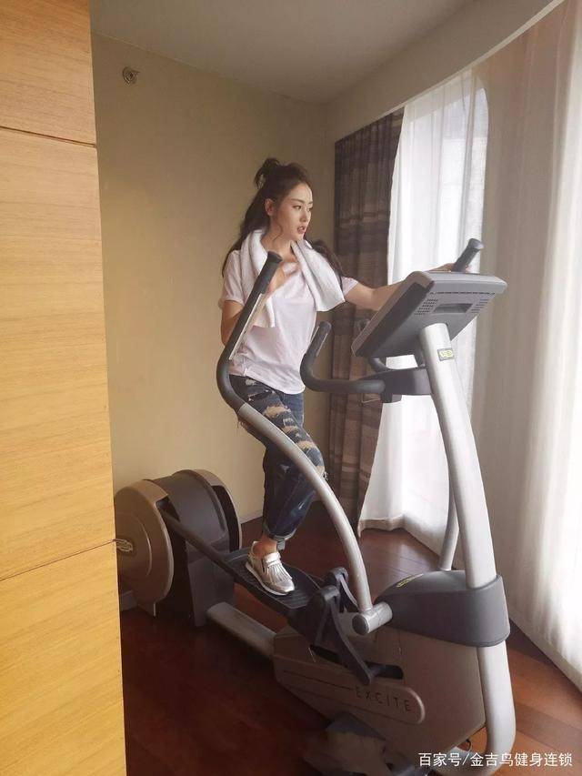 吃货人设过气,女明星立起健身人设,盘点娱乐圈爱健身的女明星_运动