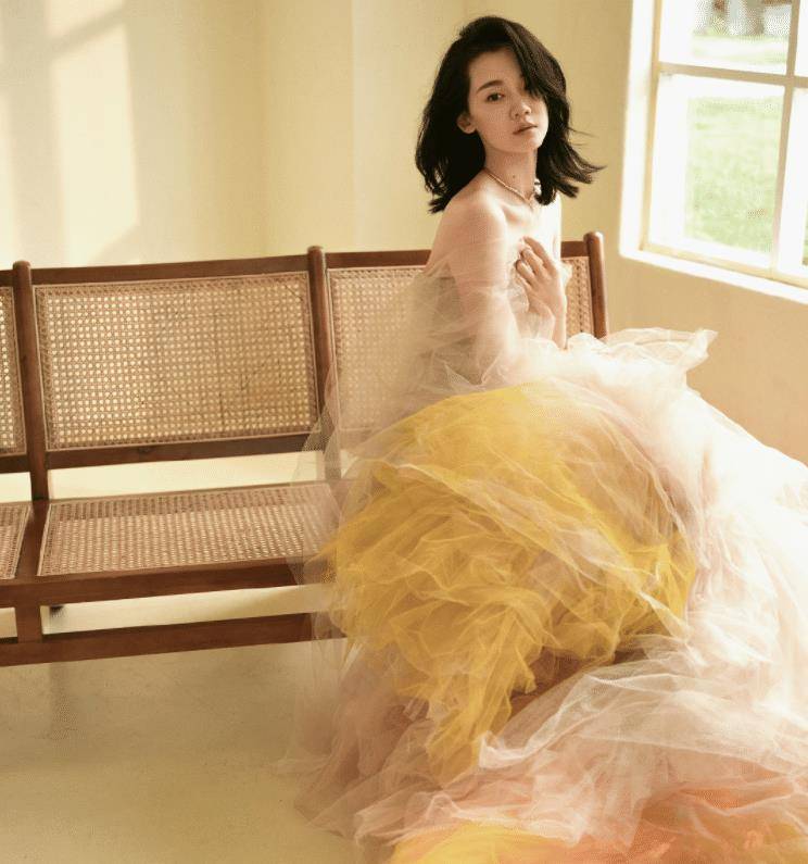 原创苗苗婚后婚纱照曝光身材高挑颜值貌美郑恺的留言甜到粉丝