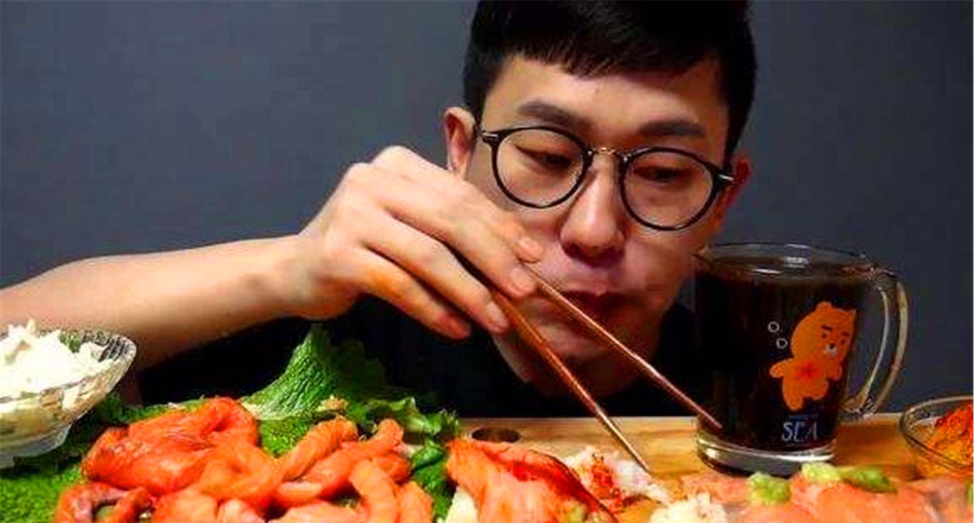 原创为何日本人常吃生鱼片却不见他们担心有寄生虫看完就明白了