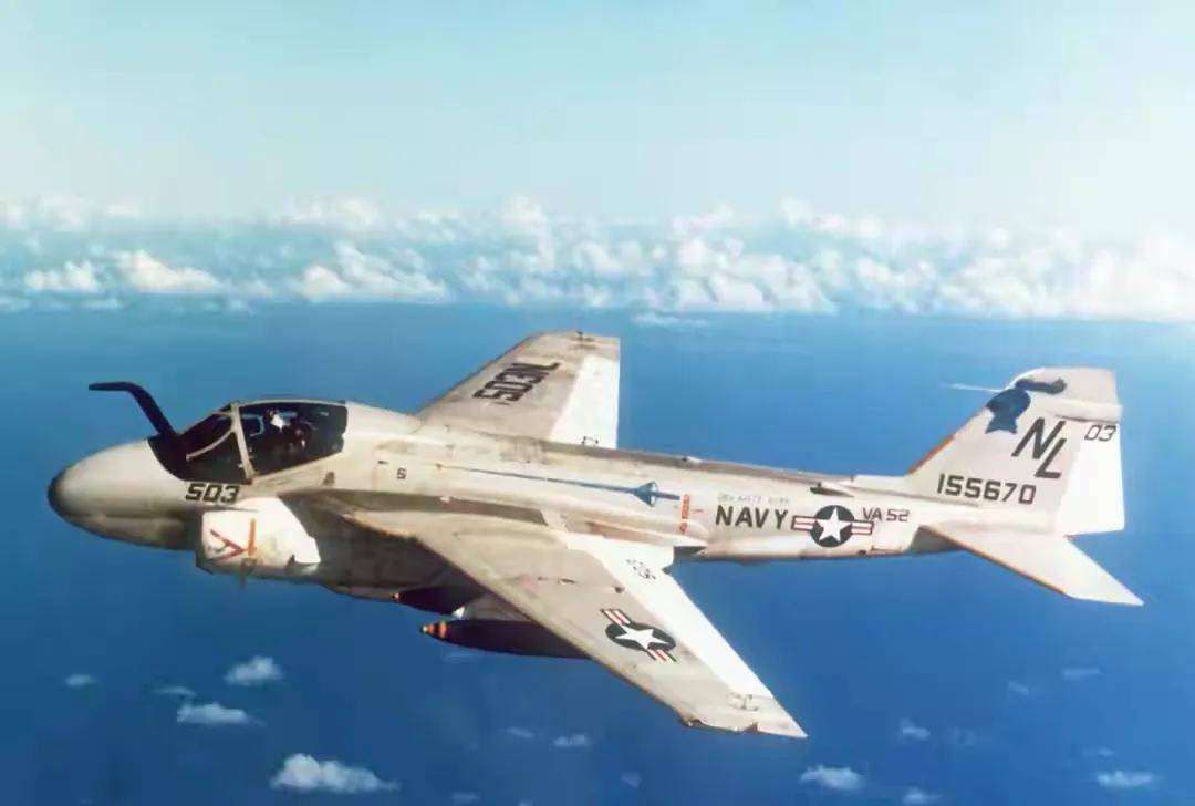 1996年，日本自卫队与美国航母环太平洋军演，将美国A6攻击机击落