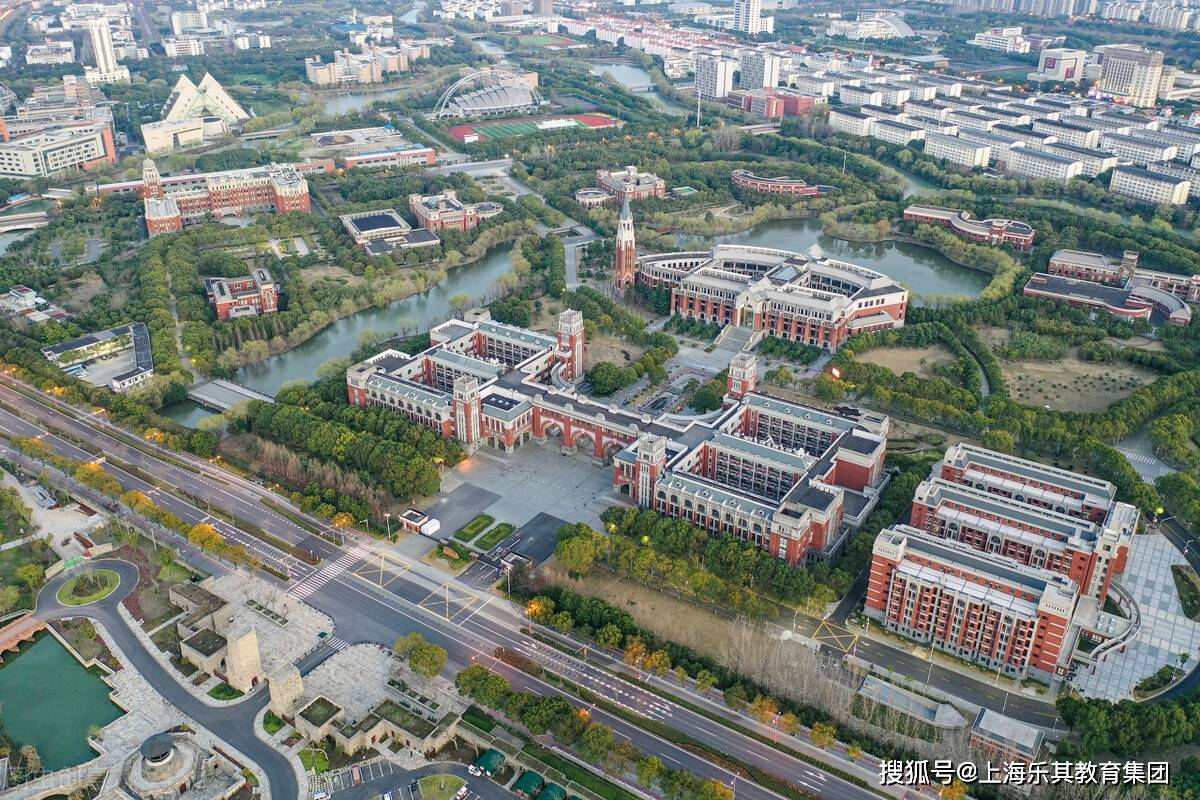 华东政法大学新校区图片