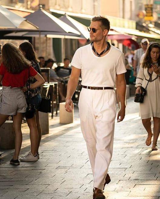 男人穿好乐福鞋春夏造型一样很抢眼这样搭尽显绅士魅力