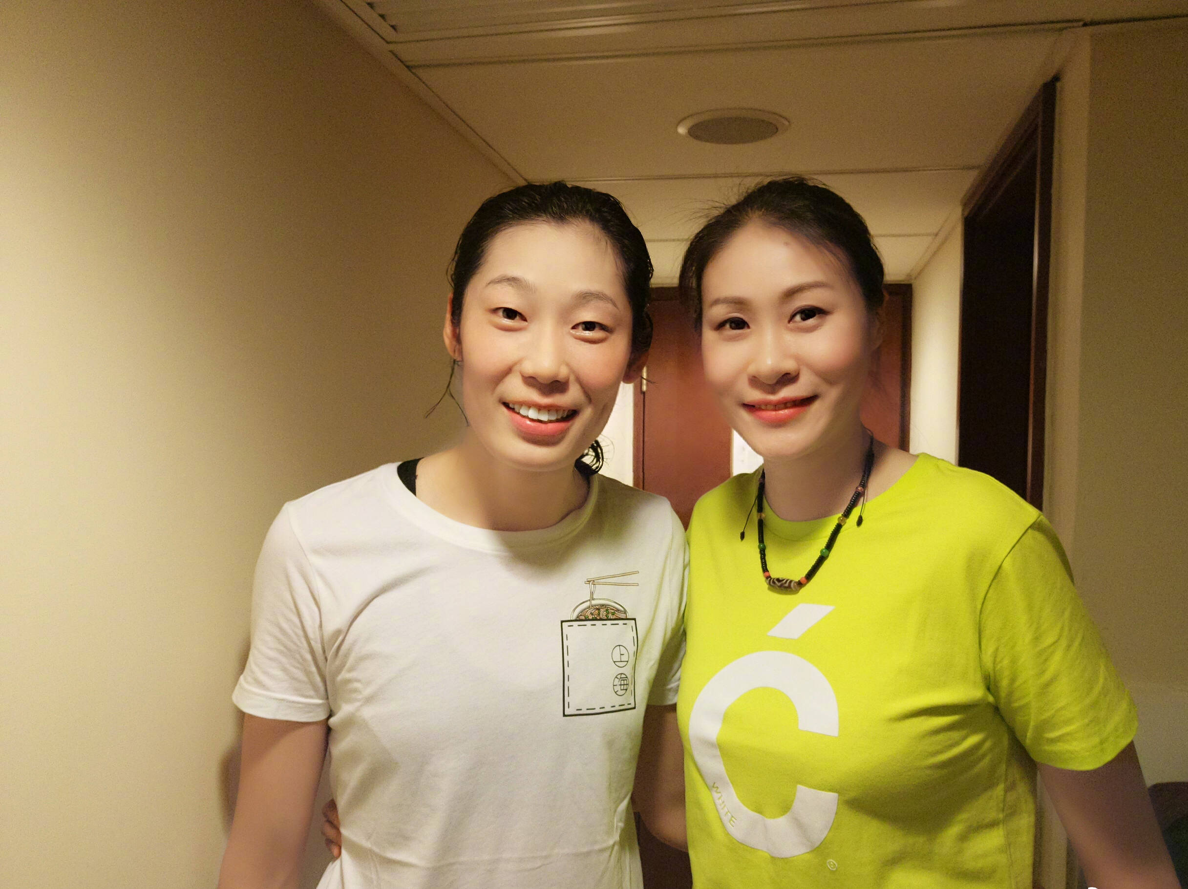 女排奥运冠军赵蕊蕊运动生涯有遗憾华丽转身后婚恋成父母心病