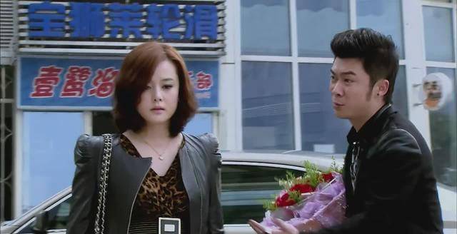 安安有许多次可以离婚的契机,也有无数可以离婚的理