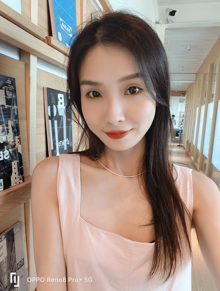 opporeno8pro影像体验夜景拍摄画质显著提升人像自拍是亮点