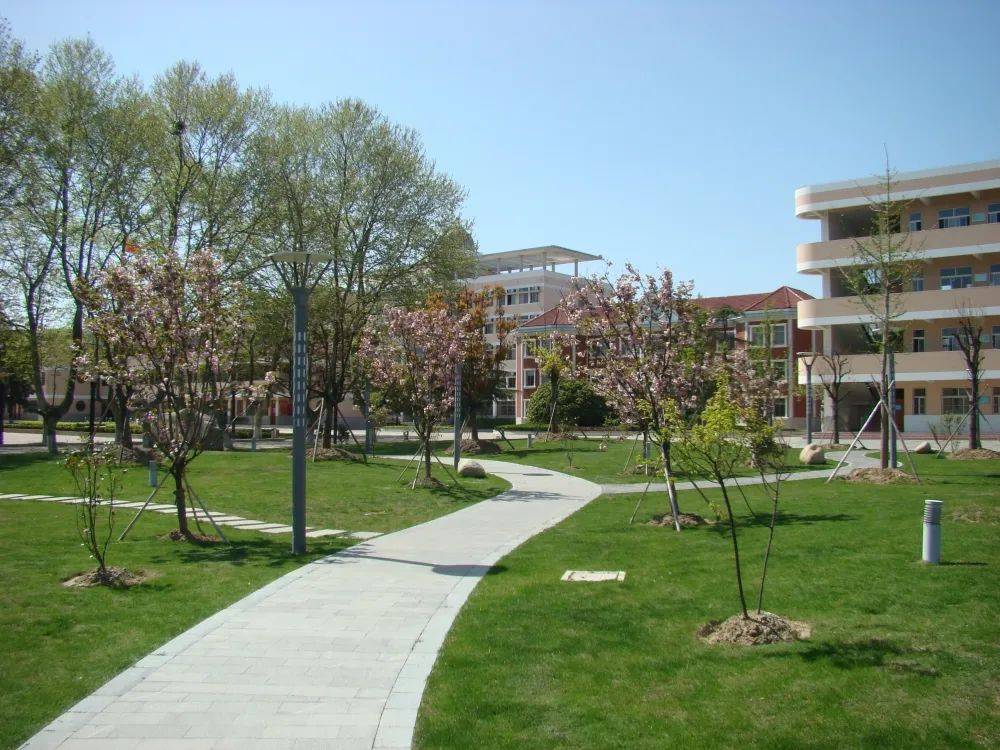 盐城市龙冈中学2022年招生简章