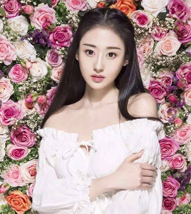 原创锦绣南歌中的恶毒女配出道9年不火还是杨紫李现大学同学