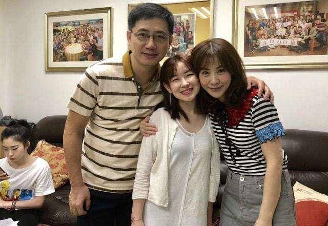 原创外来媳妇本地郎康枝子焕然一新观众直言这才像康祈耀的女儿