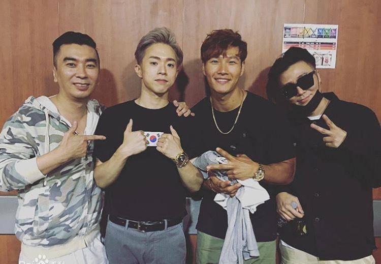 原创金钟国行走的荷尔蒙因假唱遭遇封3次被雪藏却能3次翻红