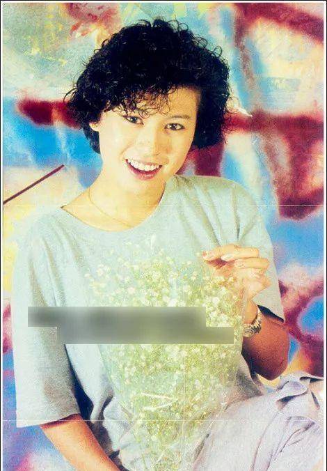 《开心鬼》中男人婆,一生事业爱情多磨难,可惜48岁香消玉殒_罗明珠