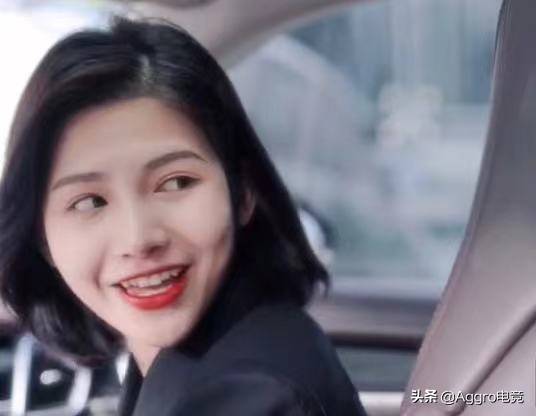 原创被郝一点带火后万小七踏足娱乐圈拍网剧却被嘲讽不像本人