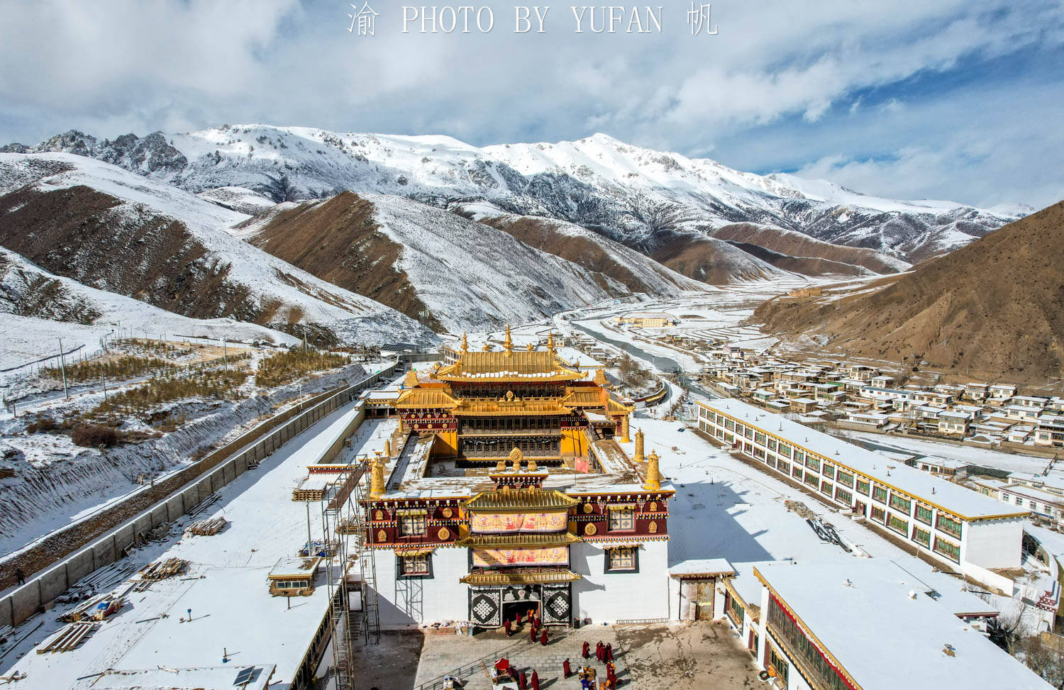 西藏自驾游第29天：走进500多年历史的田妥寺，遇上一场盛大法事