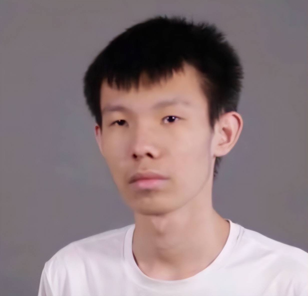 rng32战胜t1首个msi三冠王张嘉文打的就是lck赛区的精锐