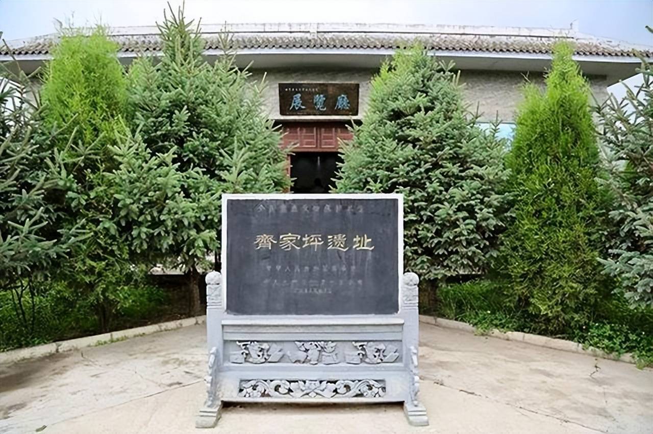 原创
齐家遗址出土一件文物,证明黄帝见西王母,室内有十面铜镜是真事