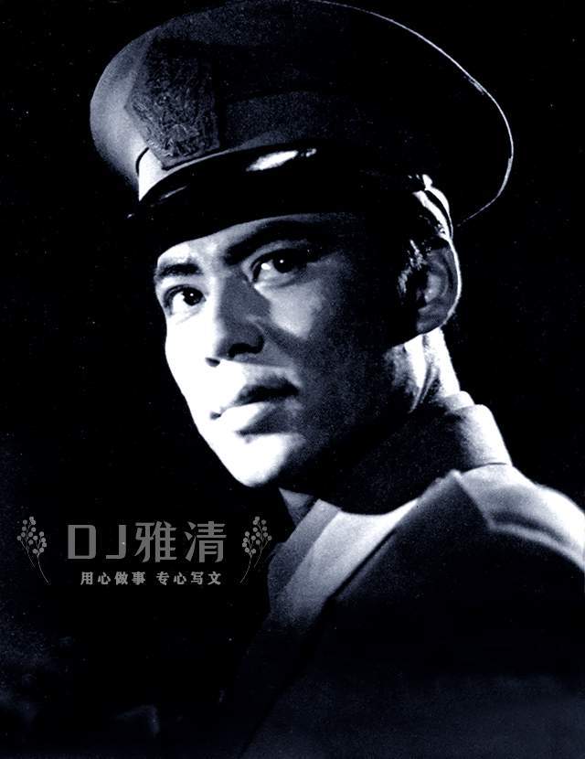 6,颜世魁周里京是张丰毅在北京电影学院读书时的同班同学.