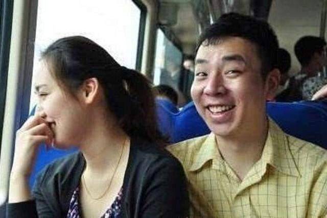 每日一笑:大哥还能有点出息吗,不就是找了个漂亮女朋友吗