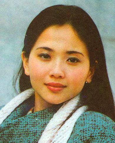 陶慧敏:出演美丽,懦弱的小白菜.