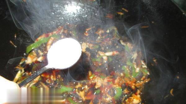 原创80岁爷爷的鱼香肉丝鱼香四溢喷香扑鼻吃1口就上瘾