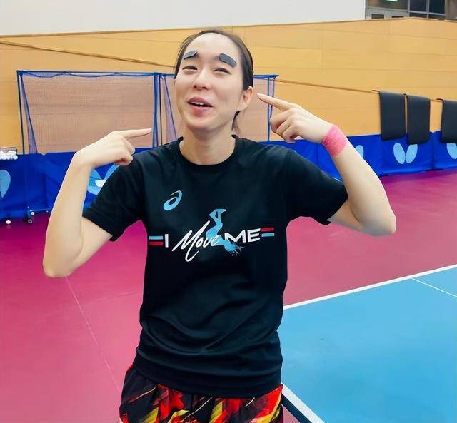 原创日乒女神石川佳纯晒近照29岁童心未泯有颜有钱有名却至今单身