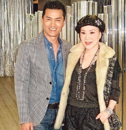 甄子丹為呂良偉妻子慶生向太夫婦作客億萬豪宅內景曝光