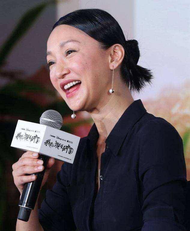 原创周迅满脸皱纹还坑洼不平这叫老的真实不像有些明星美的太假