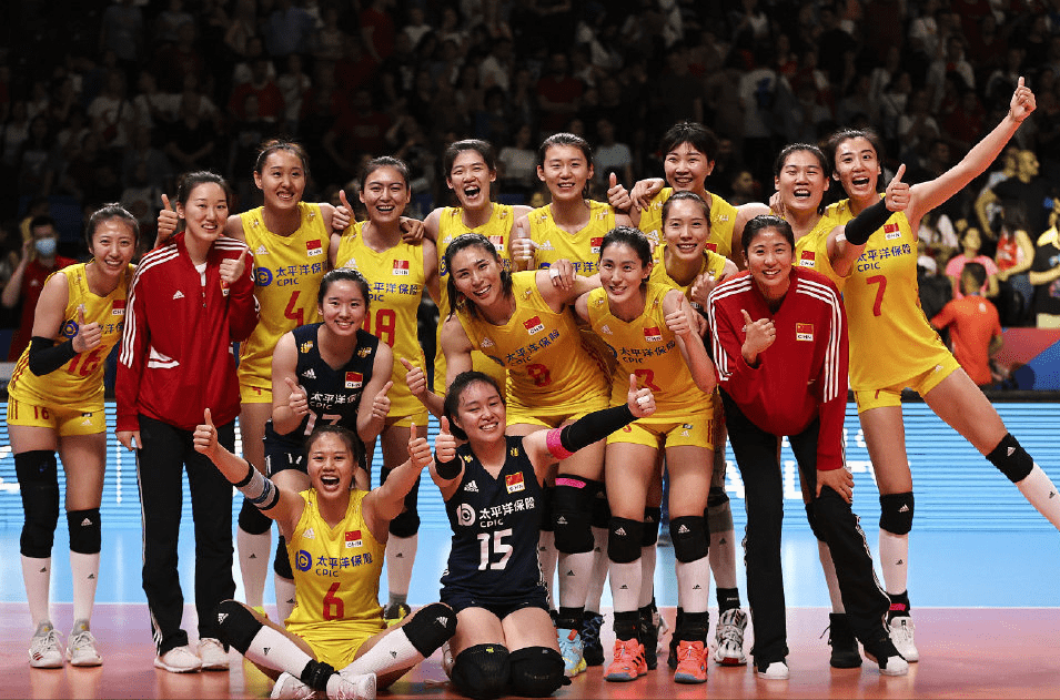 中国女排3比1意大利是没有朱婷的中国女排更加强大吗