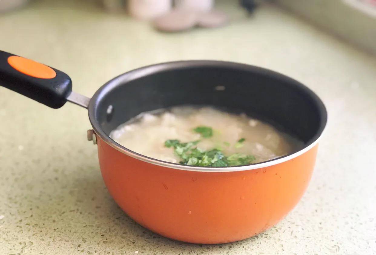 只需這一招,湯汁濃郁,鮮香美味,簡單又營養_薑絲_大蒜_蒜末