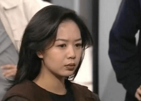 但说到经典港剧《刑事侦缉档案》里的美女李思龙,不少人都会发出感慨