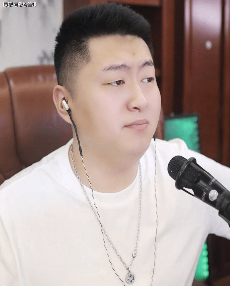 原创0哥发老鼠夹图片嘲讽王冕回应扳回一局直播吃了3个鸡蛋