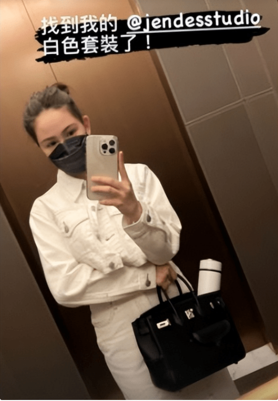 28岁昆凌三胎出月子晒美照,素颜出镜身材恢复如初