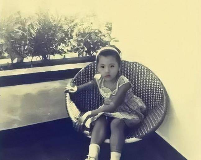 "俏黄蓉"翁美玲:一个人最好的活法,靠自己_汤镇业_舅舅家_男友