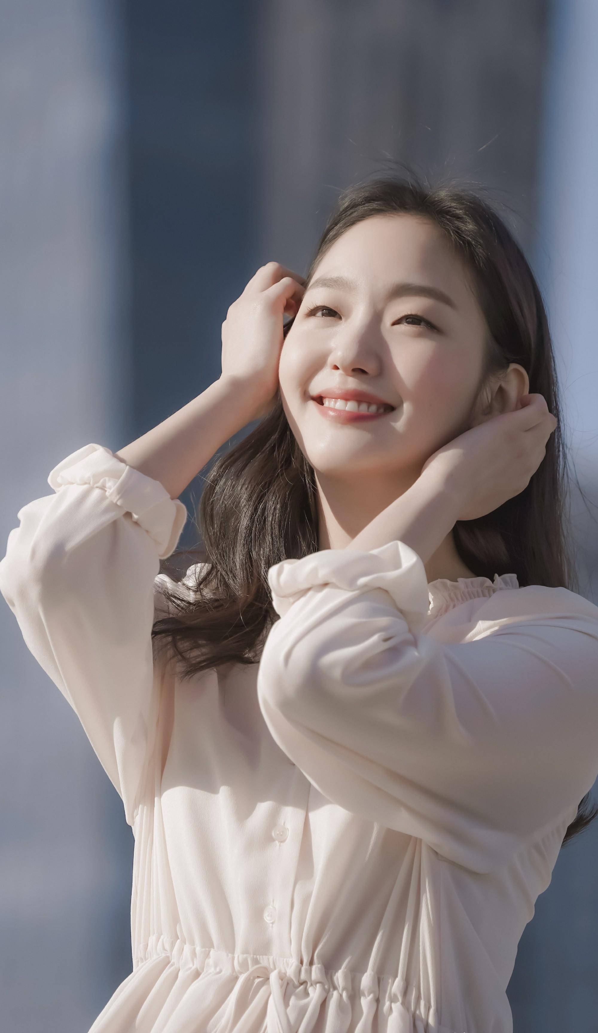 女人外表上的美丽是双眼的享受,而优雅独特的个人气质更是让人的心灵