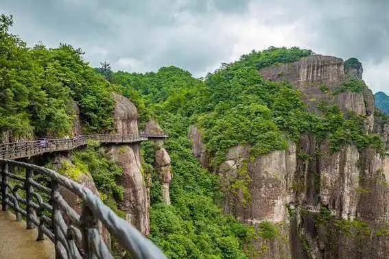 原创奇瀑幽谷秀林险峰浙江一景区一石一峰一山一水皆令人心动