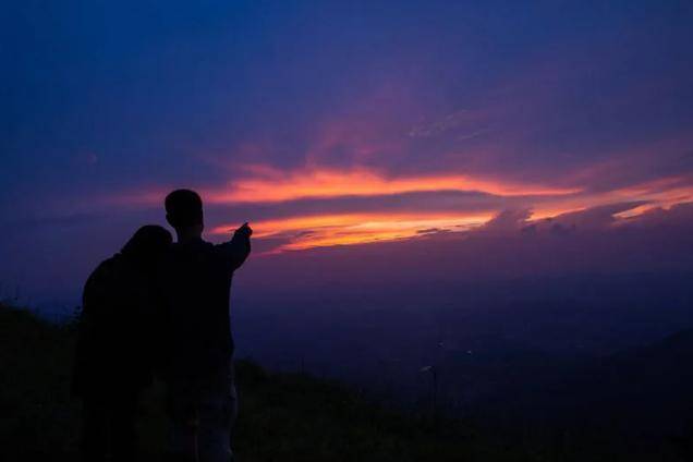 260余平方公里！江西一景区，地处罗霄山脉北段吗，主峰称为金顶